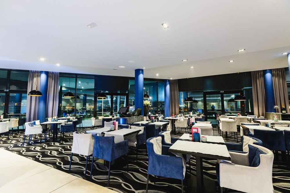 Alliance Hotel Liege Palais Des Congres Экстерьер фото